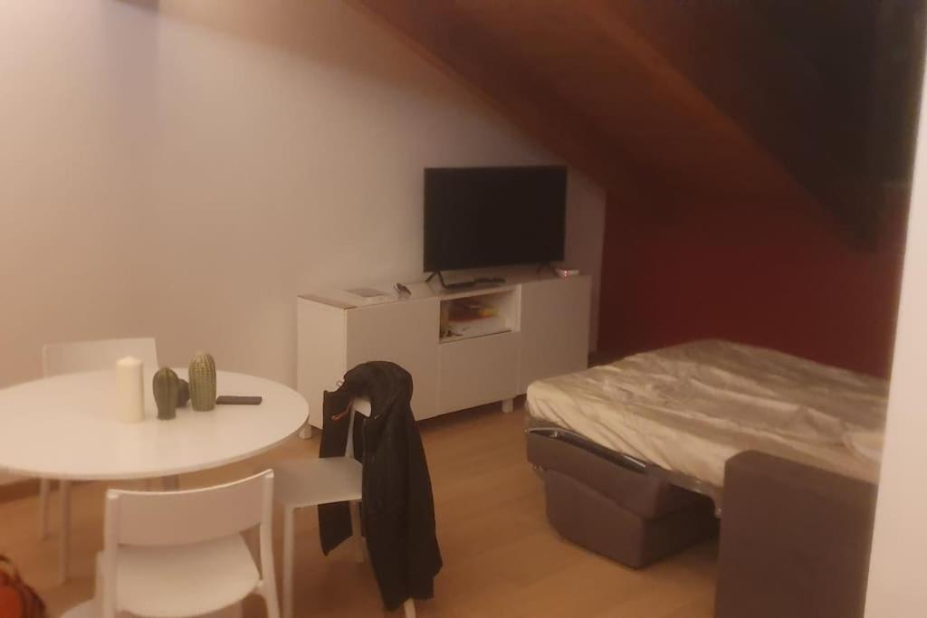 Charming 2.5Room Flat In Center Of 몬포르테달바 외부 사진